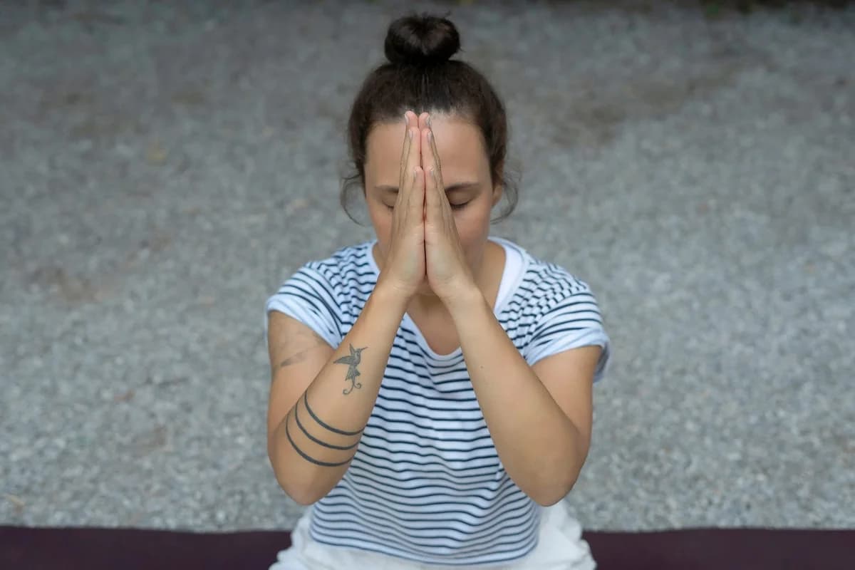 Ana Luiza | Yoga e Meditação